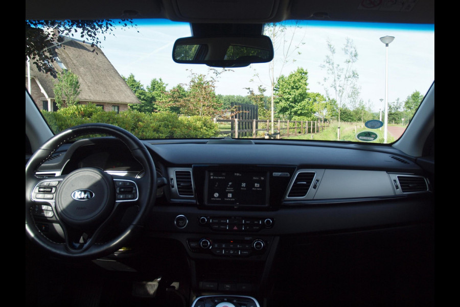 Kia e-Niro ExecutiveLine 64 kWh | Camera | Apple Carplay | Cruise Control | JBL | Leer |
