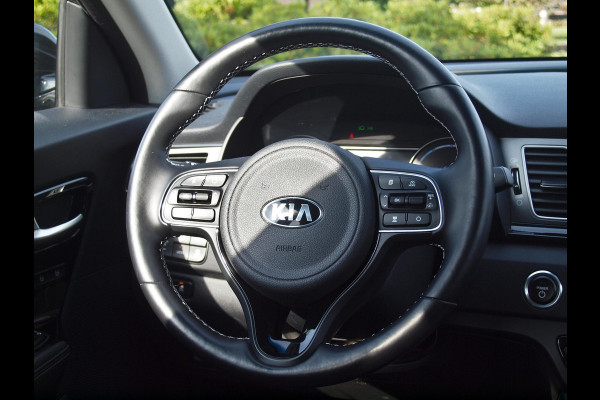 Kia e-Niro ExecutiveLine 64 kWh | Camera | Apple Carplay | Cruise Control | JBL | Leer |