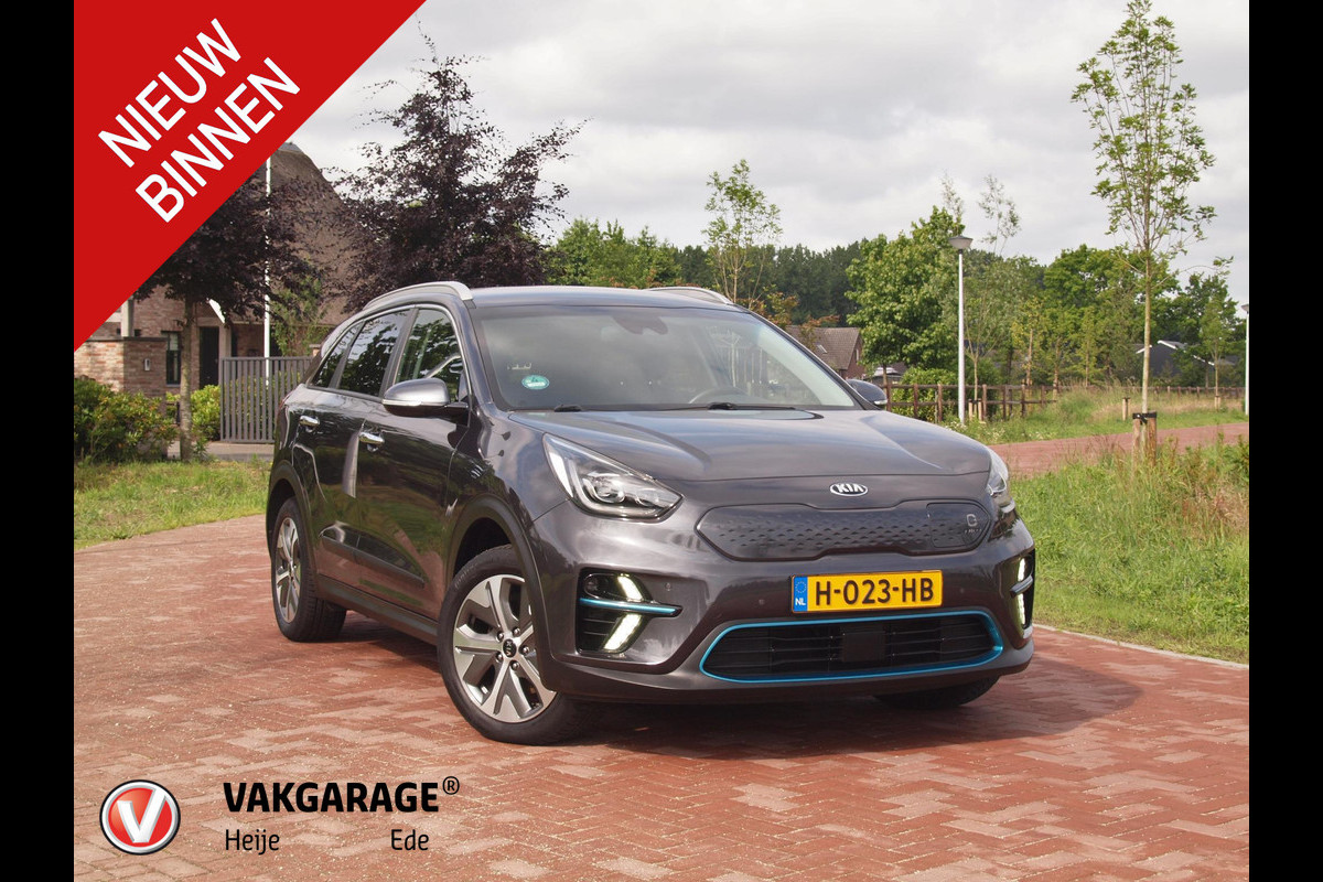 Kia e-Niro ExecutiveLine 64 kWh | Camera | Apple Carplay | Cruise Control | JBL | Leer | Kia e-Niro ExecutiveLine 64 kWh | Camera | Apple Carplay | Cruise Control | JBL | Leer |