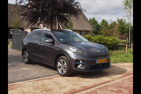 Kia e-Niro ExecutiveLine 64 kWh | Camera | Apple Carplay | Cruise Control | JBL | Leer |