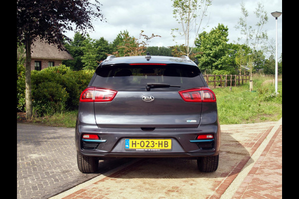 Kia e-Niro ExecutiveLine 64 kWh | Camera | Apple Carplay | Cruise Control | JBL | Leer |