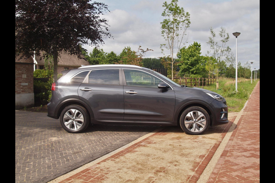 Kia e-Niro ExecutiveLine 64 kWh | Camera | Apple Carplay | Cruise Control | JBL | Leer |