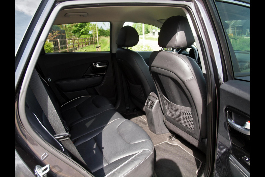 Kia e-Niro ExecutiveLine 64 kWh | Camera | Apple Carplay | Cruise Control | JBL | Leer |