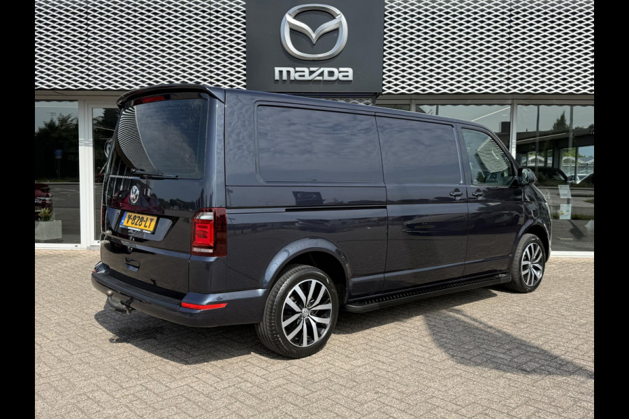 Volkswagen Transporter 2.0 TDI L2H1 Highline | AUTOMAAT | TREKHAAK | ACHTERUITRIJCAMERA |CLIMATE CONTROL | NAVIGATIE SYSTEEM |