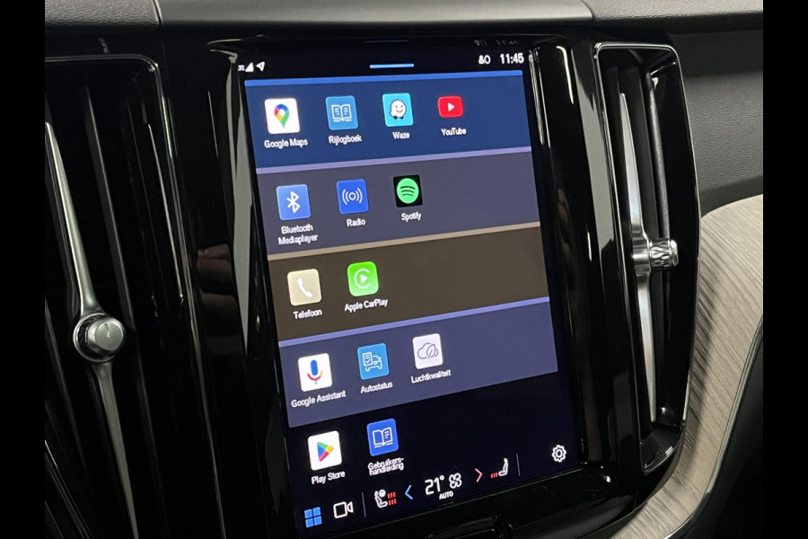 Volvo XC60 2.0 T6 Plug-in hybrid AWD Plus Dark Open dak | Harman/Kardon | Adapt. Cruise c. | Stoel-/Stuur verwarming