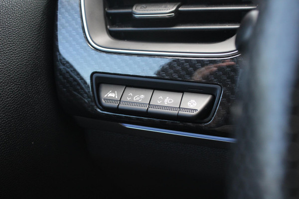 Renault Arkana 1.6 E-Tech Hybrid 145 R.S. Line | Trekhaak | Adaptive Cruise Control | Blind Spot | Climate Control | Navigatie | 360 Camera |