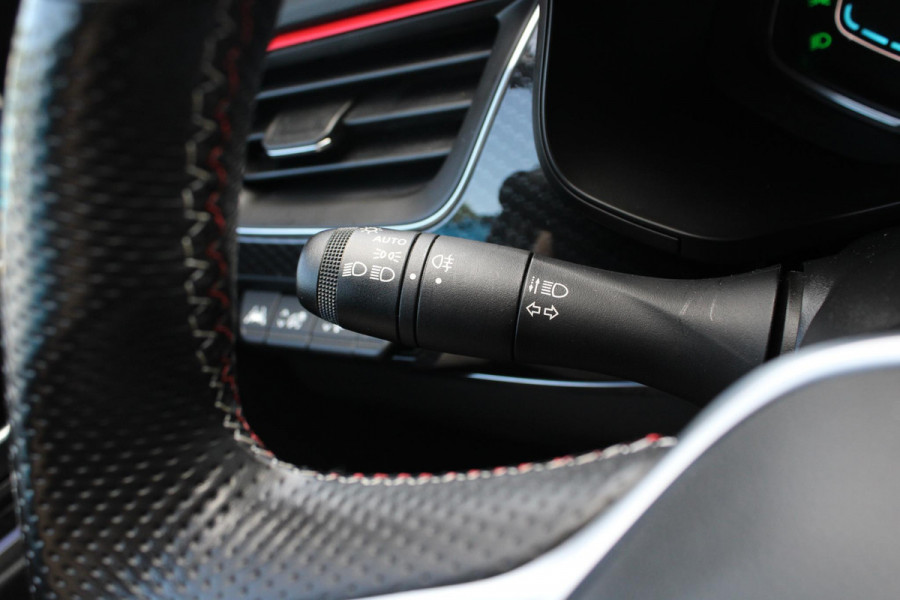 Renault Arkana 1.6 E-Tech Hybrid 145 R.S. Line | Trekhaak | Adaptive Cruise Control | Blind Spot | Climate Control | Navigatie | 360 Camera |