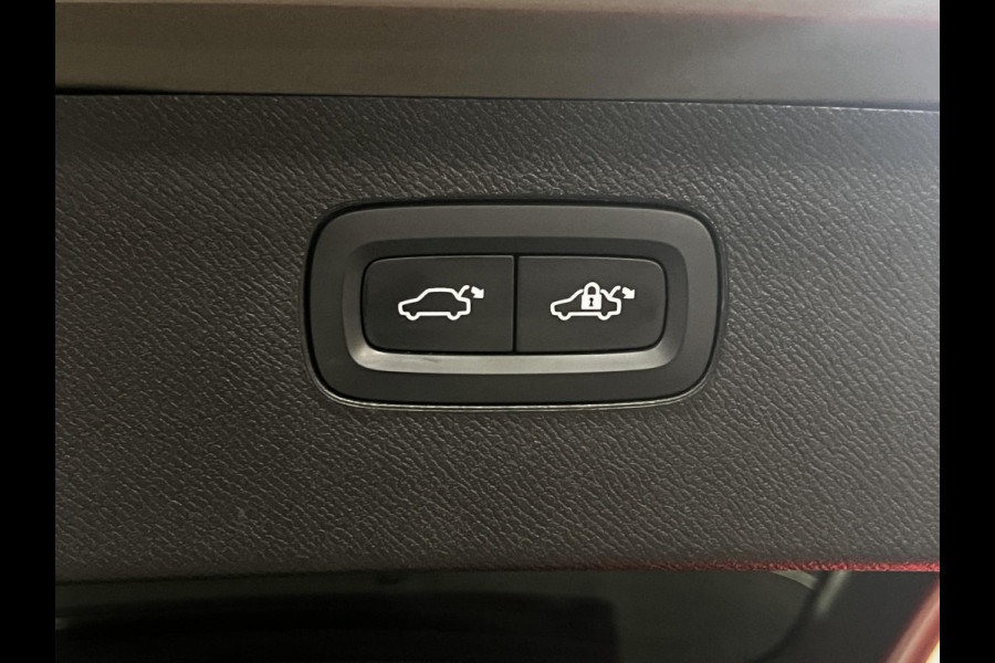 Volvo XC90 2.0 T8 Recharge AWD R-Design Open dak | Luchtvering | Adapt. Cruise c. | Harman/Kardon | Keyless | 360 Camera