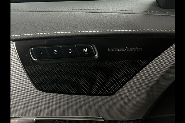 Volvo XC90 2.0 T8 Recharge AWD R-Design Open dak | Luchtvering | Adapt. Cruise c. | Harman/Kardon | Keyless | 360 Camera