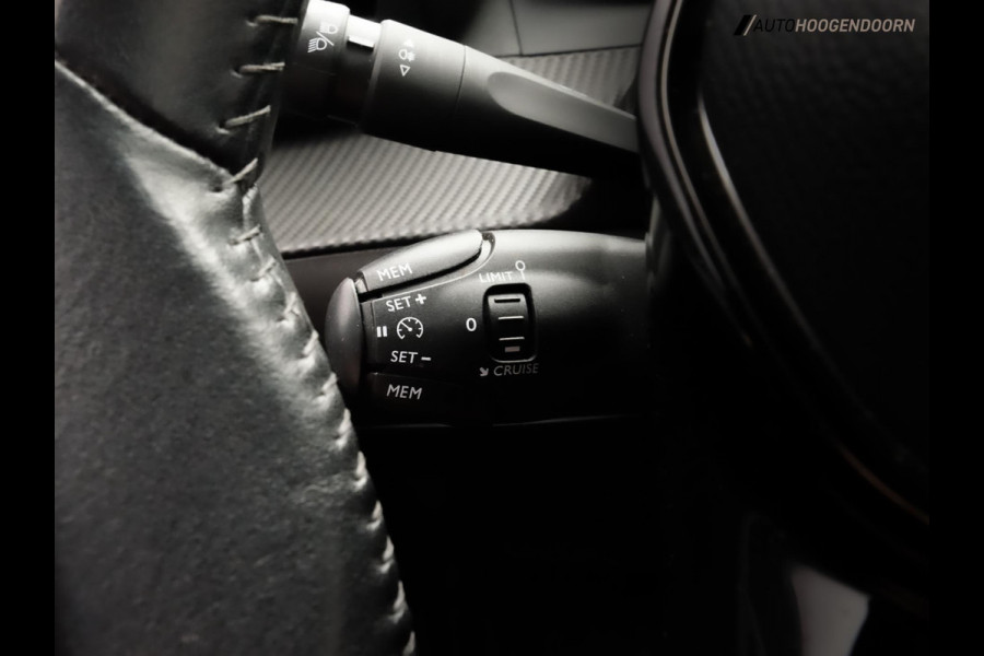Peugeot 208 1.2 PureTech Sport (APPLE CARPLAY,NAVIGATIE,PARKEERSENSOREN,CRUISE,LM-VELGEN,NIEUWE APK,TOPCONDITIE)
