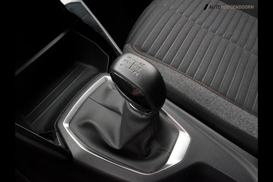 Peugeot 208 1.2 PureTech Sport (APPLE CARPLAY,NAVIGATIE,PARKEERSENSOREN,CRUISE,LM-VELGEN,NIEUWE APK,TOPCONDITIE)
