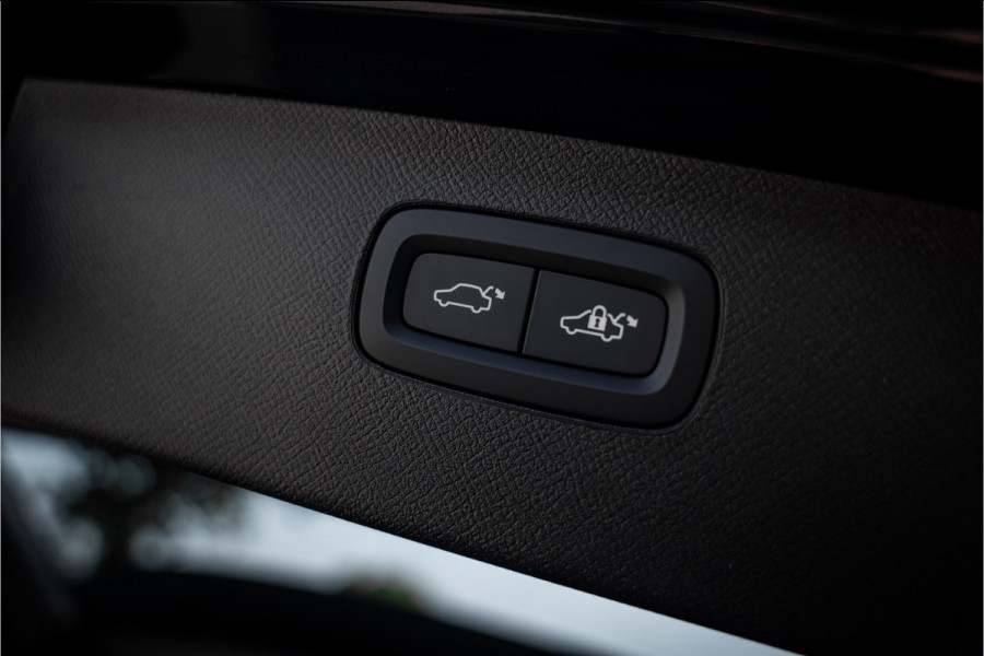 Volvo XC90 2.0 T8 Plug-in hybrid AWD Ultra Dark ** HUD ** Ventilatie MY2025!