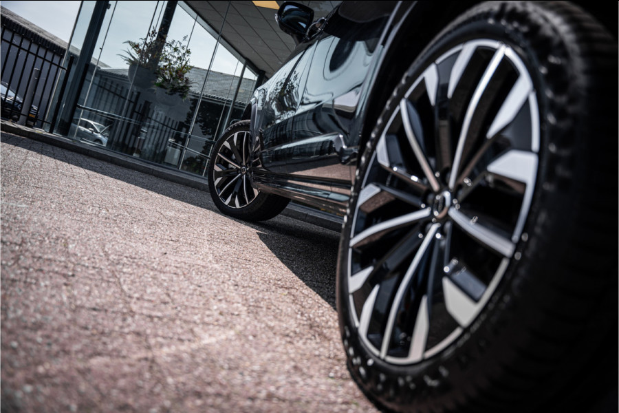 Volvo XC90 2.0 T8 Plug-in hybrid AWD Ultra Dark ** HUD ** Ventilatie MY2025!
