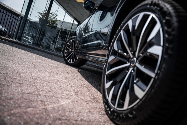 Volvo XC90 2.0 T8 Plug-in hybrid AWD Ultra Dark ** HUD ** Ventilatie MY2025!
