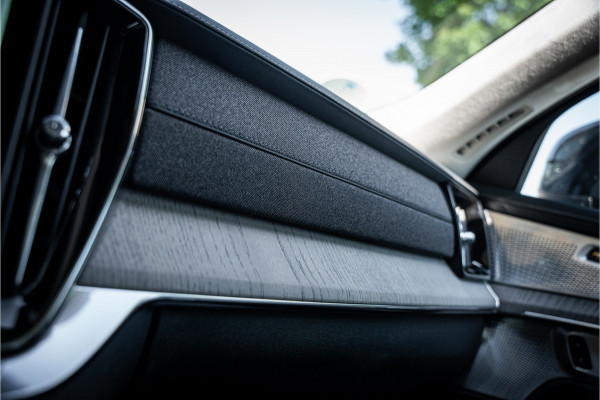 Volvo XC90 2.0 T8 Plug-in hybrid AWD Ultra Dark ** HUD ** Ventilatie MY2025!