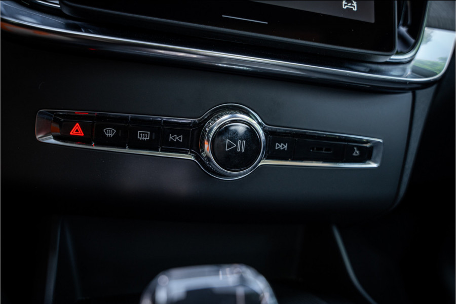 Volvo XC90 2.0 T8 Plug-in hybrid AWD Ultra Dark ** HUD ** Ventilatie MY2025!