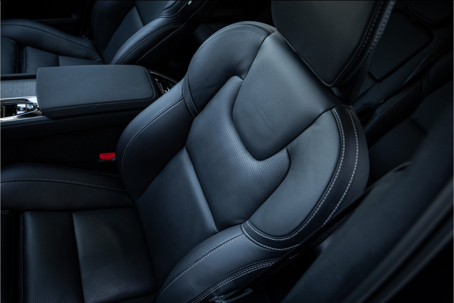 Volvo XC90 2.0 T8 Plug-in hybrid AWD Ultra Dark ** HUD ** Ventilatie MY2025!