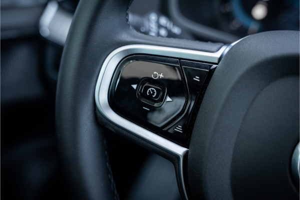 Volvo XC90 2.0 T8 Plug-in hybrid AWD Ultra Dark ** HUD ** Ventilatie MY2025!