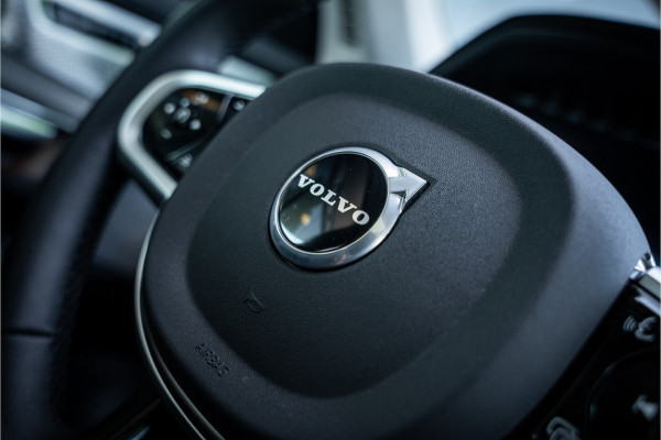 Volvo XC90 2.0 T8 Plug-in hybrid AWD Ultra Dark ** HUD ** Ventilatie MY2025!