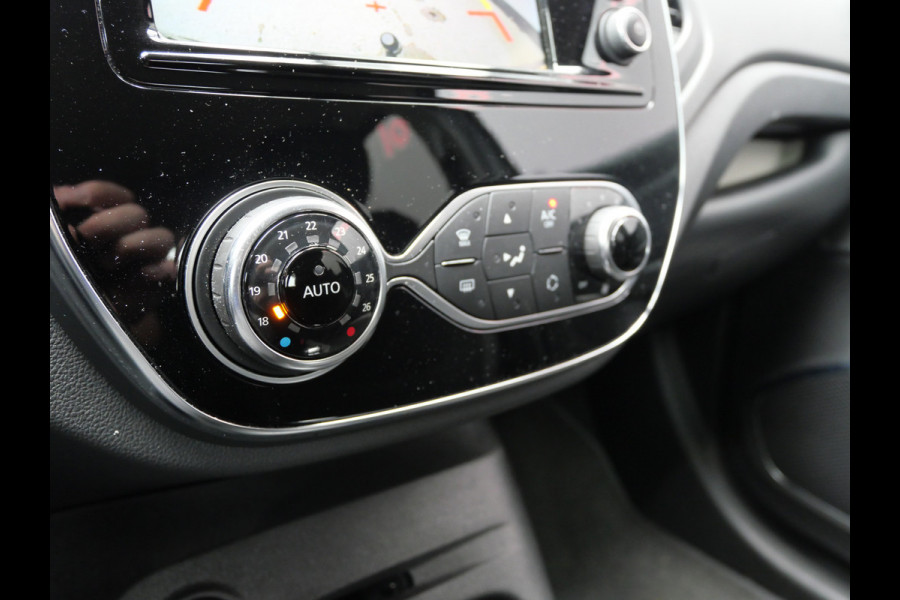 Renault Captur 1.2 TCe INTENS | AUTOMAAT | TREKHAAK | KEYLESS | CAMERA | R-LINK | ALL-SEASON