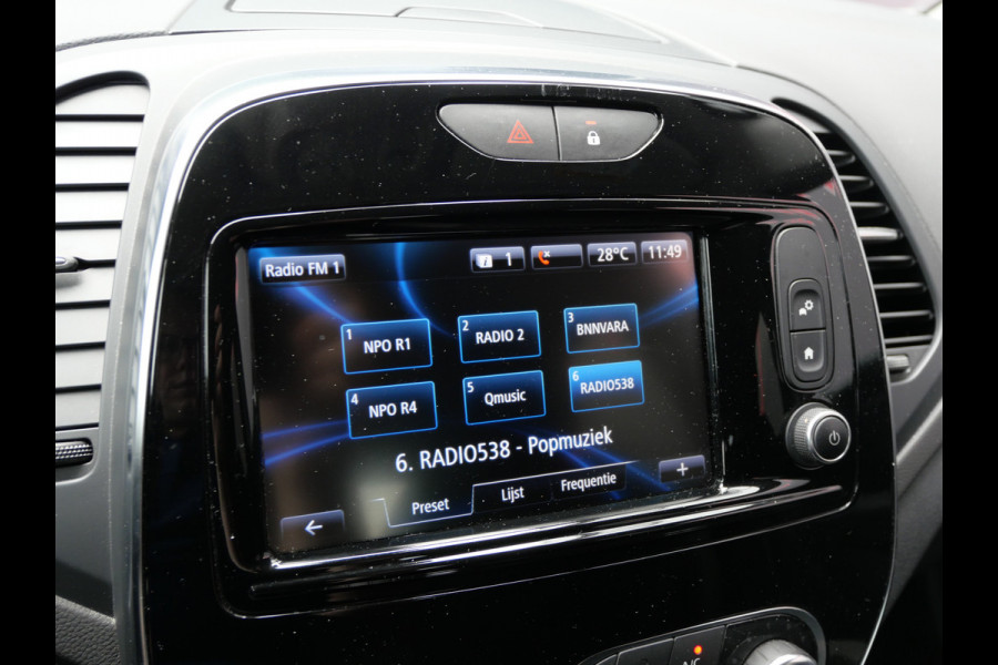 Renault Captur 1.2 TCe INTENS | AUTOMAAT | TREKHAAK | KEYLESS | CAMERA | R-LINK | ALL-SEASON