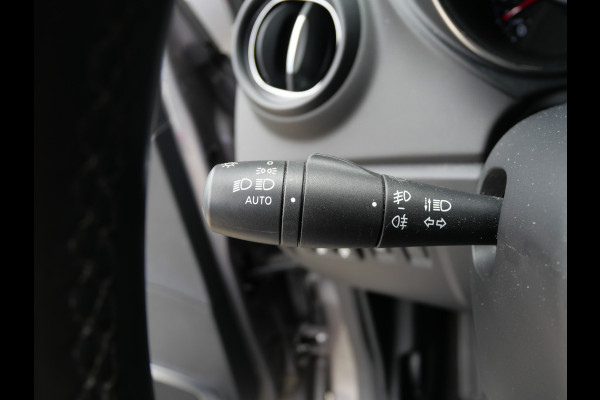 Renault Captur 1.2 TCe INTENS | AUTOMAAT | TREKHAAK | KEYLESS | CAMERA | R-LINK | ALL-SEASON