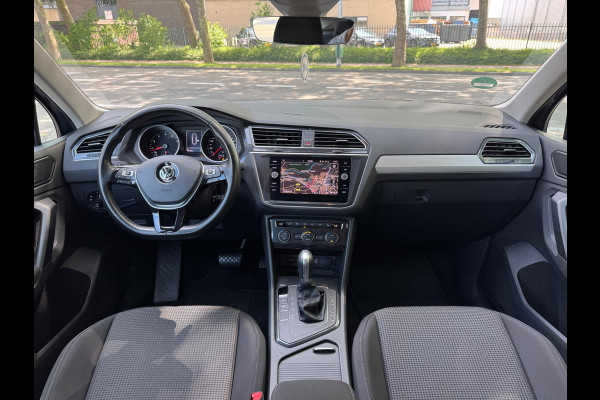 Volkswagen Tiguan 1.4 TSI ACT Aut Lane ass Volledig onderhouden Navi Apple CarPlay Stoel vw Nieuwe APK Perfecte conditie