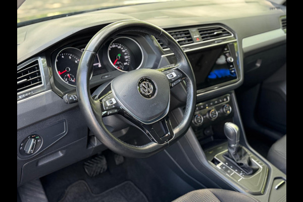 Volkswagen Tiguan 1.4 TSI ACT Aut Lane ass Volledig onderhouden Navi Apple CarPlay Stoel vw Nieuwe APK Perfecte conditie