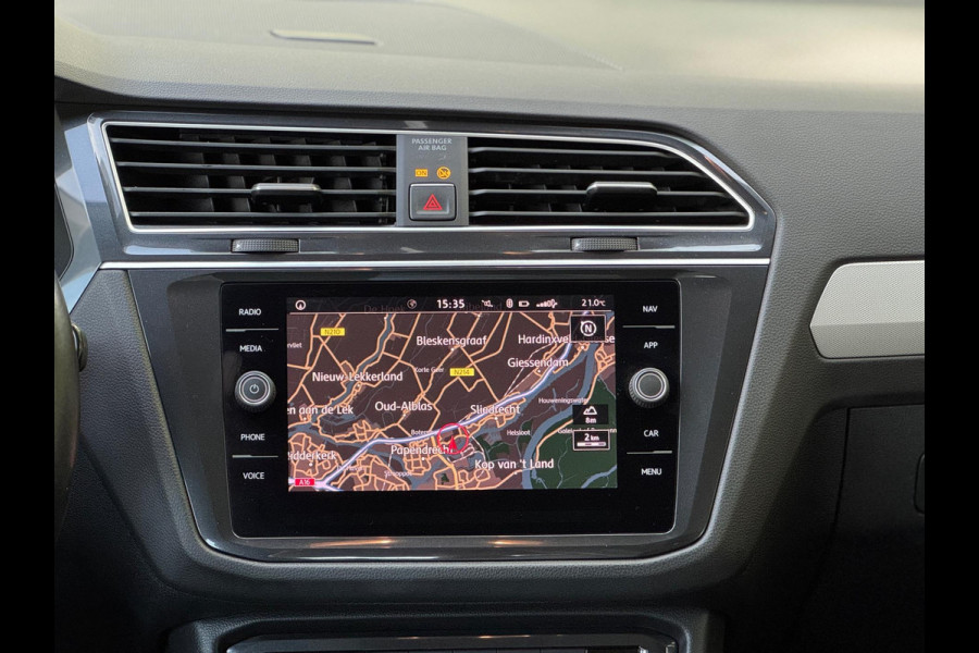 Volkswagen Tiguan 1.4 TSI ACT Aut Lane ass Volledig onderhouden Navi Apple CarPlay Stoel vw Nieuwe APK Perfecte conditie