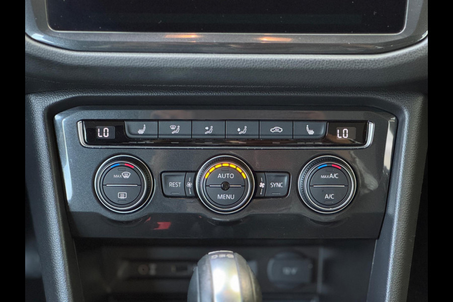 Volkswagen Tiguan 1.4 TSI ACT Aut Lane ass Volledig onderhouden Navi Apple CarPlay Stoel vw Nieuwe APK Perfecte conditie