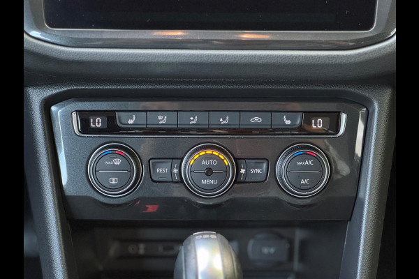 Volkswagen Tiguan 1.4 TSI ACT Aut Lane ass Volledig onderhouden Navi Apple CarPlay Stoel vw Nieuwe APK Perfecte conditie