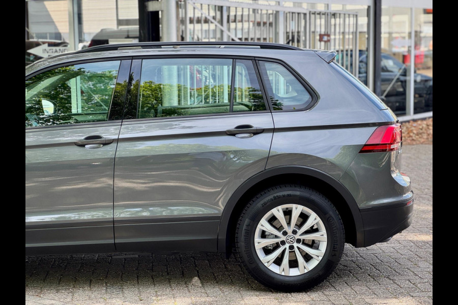 Volkswagen Tiguan 1.4 TSI ACT Aut Lane ass Volledig onderhouden Navi Apple CarPlay Stoel vw Nieuwe APK Perfecte conditie