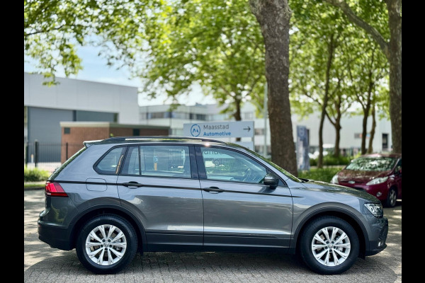 Volkswagen Tiguan 1.4 TSI ACT Aut Lane ass Volledig onderhouden Navi Apple CarPlay Stoel vw Nieuwe APK Perfecte conditie