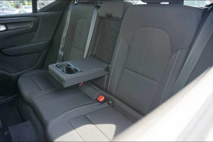 Volvo XC40 T5 PHEV HARMAN KARDON AUDIO | WINTERPACK | CAMERA | CARPLAY!
