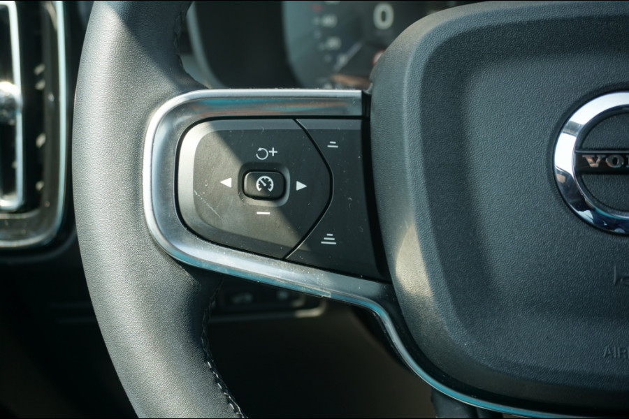 Volvo XC40 T5 PHEV HARMAN KARDON AUDIO | WINTERPACK | CAMERA | CARPLAY!