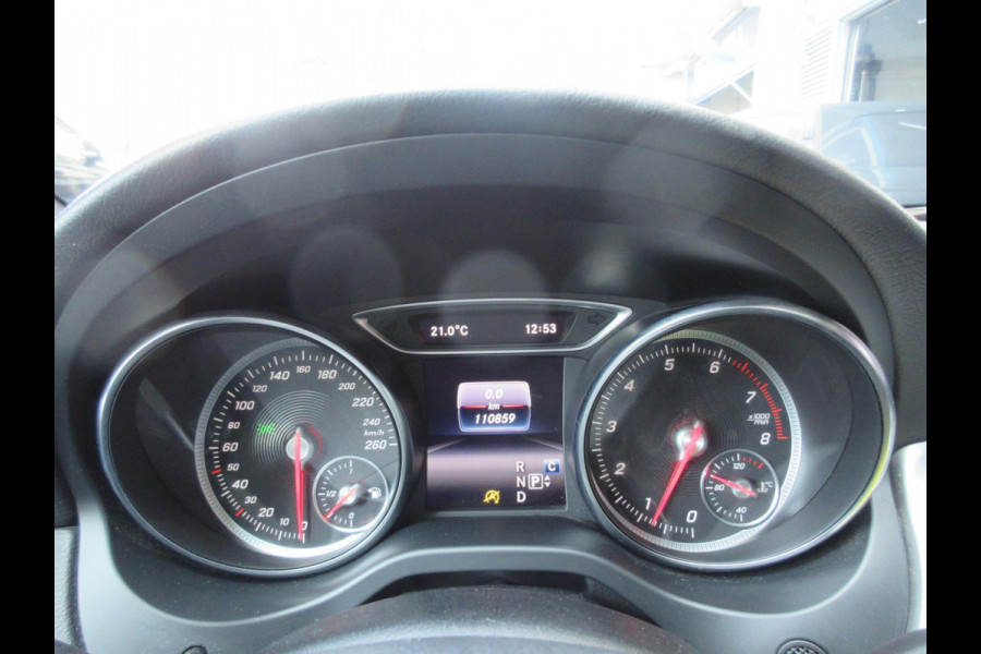Mercedes-Benz CLA-Klasse 180 AMG Leer Navi Camera Pano