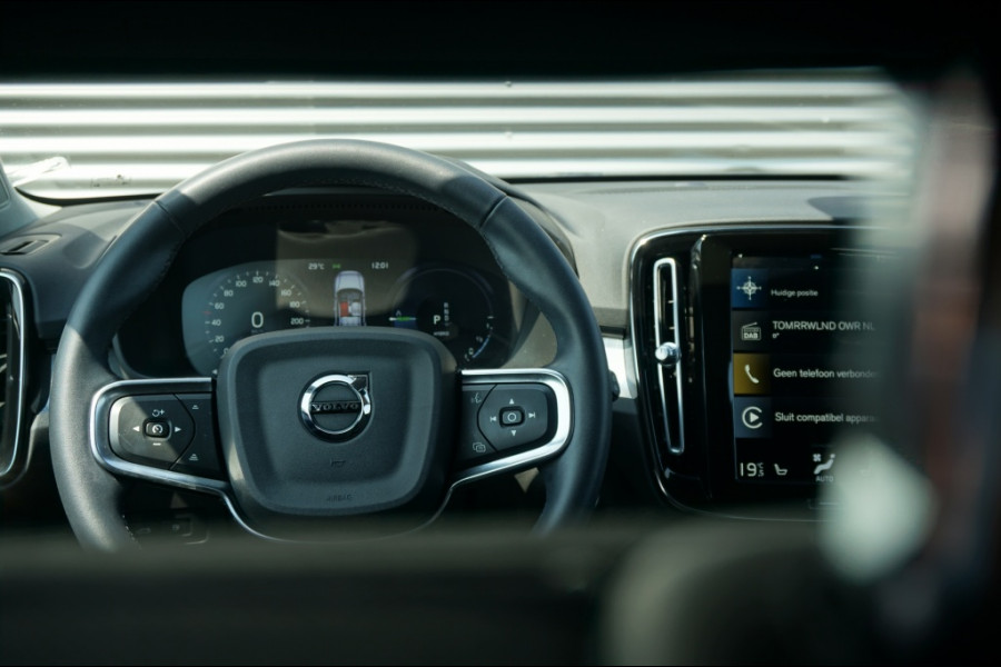 Volvo XC40 T5 PHEV HARMAN KARDON AUDIO | WINTERPACK | CAMERA | CARPLAY!