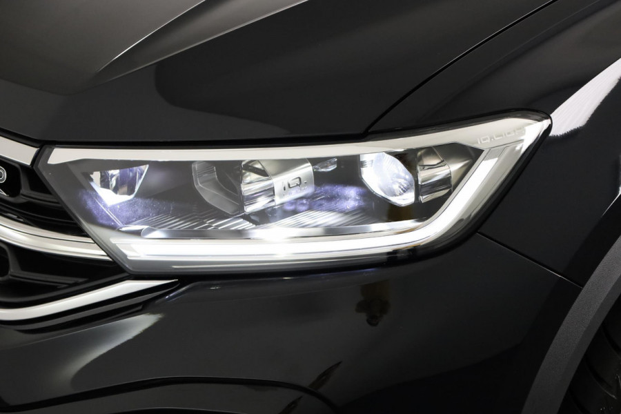 Volkswagen T-Roc R-Line-Edition 1.5 110 kW / 150 pk TSI SUV 7 versn