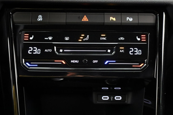 Volkswagen T-Roc R-Line-Edition 1.5 110 kW / 150 pk TSI SUV 7 versn