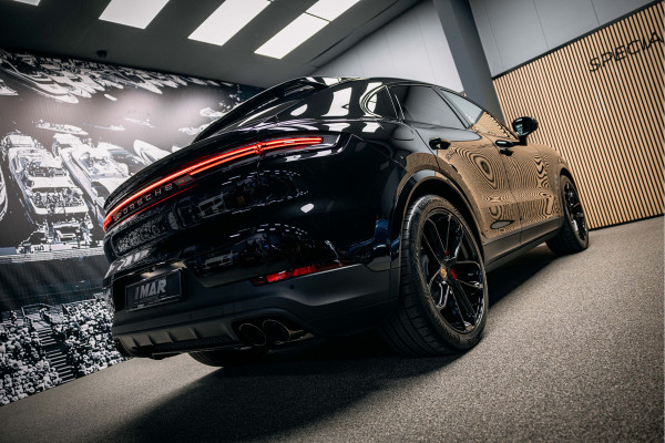 Porsche Cayenne Coupé 3.0 E-Hybrid Vol uitgevoerde Cayenne Coupe black on black