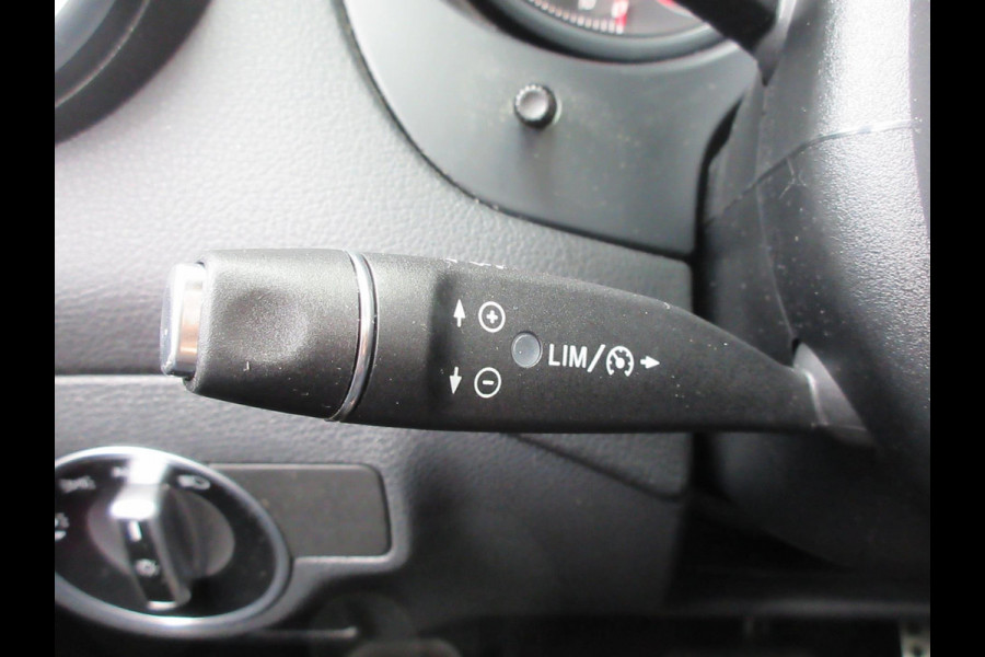 Mercedes-Benz CLA-Klasse 180 AMG Leer Navi Camera Pano