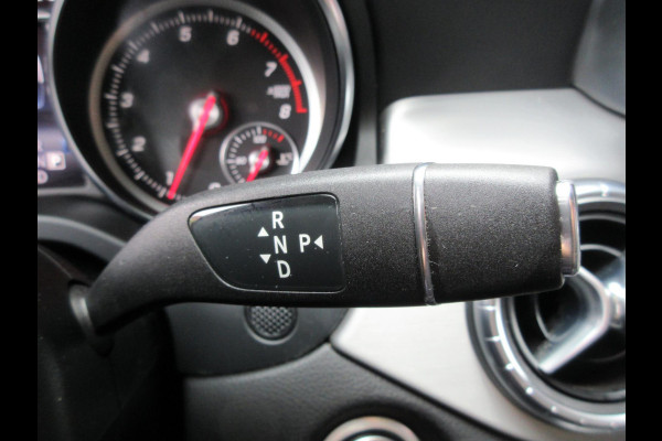 Mercedes-Benz CLA-Klasse 180 AMG Leer Navi Camera Pano