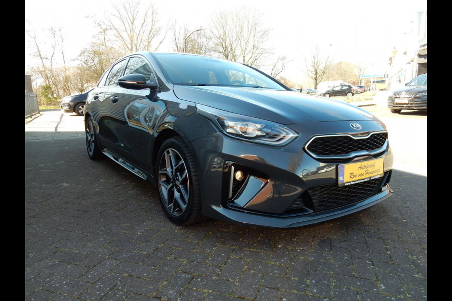 Kia ProCeed 1.4 T-GDI GT-PlusLine*1/2LEDER*NAVI*LED*CR CONTR*