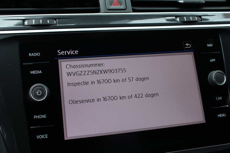 Volkswagen Tiguan 1.5 TSI 150pk ACT DSG7 R-Line NL-Auto NAP Panoramadak Clima Cruise Navi Leder Keyless Trekhaak 1300kg