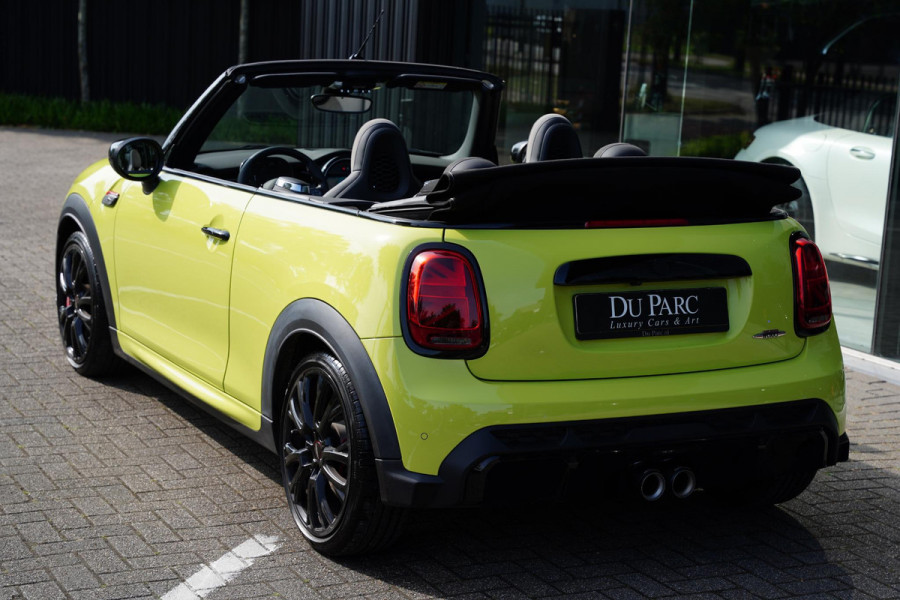 MINI 2.0 John Cooper Works Essential GERESERVEERD