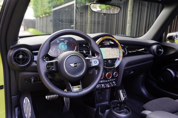 MINI 2.0 John Cooper Works Essential GERESERVEERD