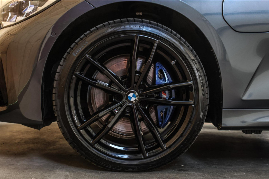 BMW 3 Serie Touring 330e M-Sport *Laser*Camera*Head-Up*Assistentiepakket*