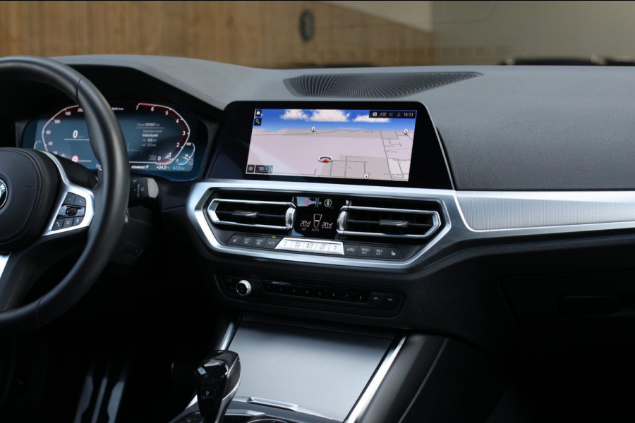 BMW 3 Serie Touring 330e M-Sport *Laser*Camera*Head-Up*Assistentiepakket*