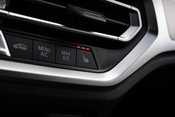 BMW 3 Serie Touring 330e M-Sport *Laser*Camera*Head-Up*Assistentiepakket*