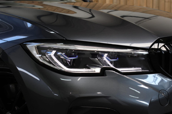 BMW 3 Serie Touring 330e M-Sport *Laser*Camera*Head-Up*Assistentiepakket*